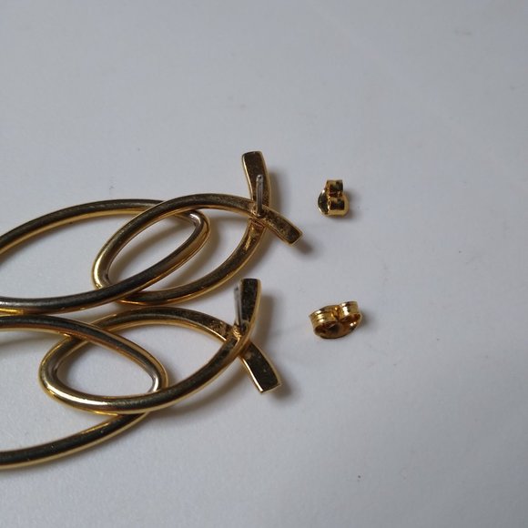 Vintage Metal Dangle Earrings - Picture 12 of 16